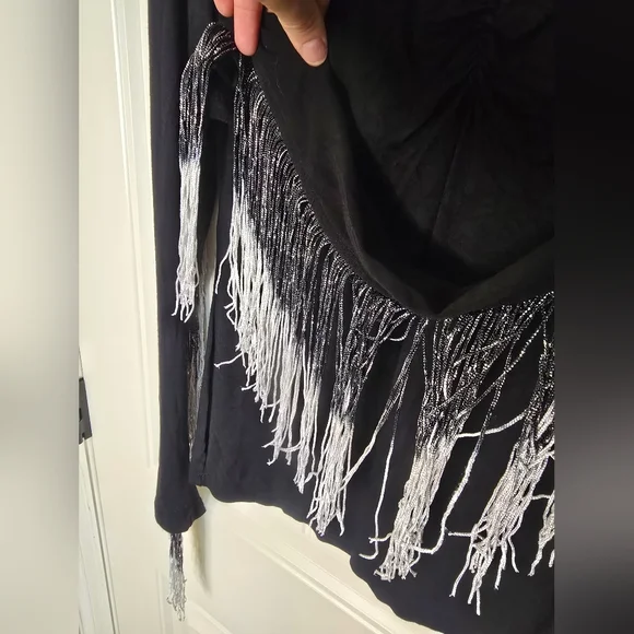 Black and Silver Fringe Blouse - Picture 5 of 8